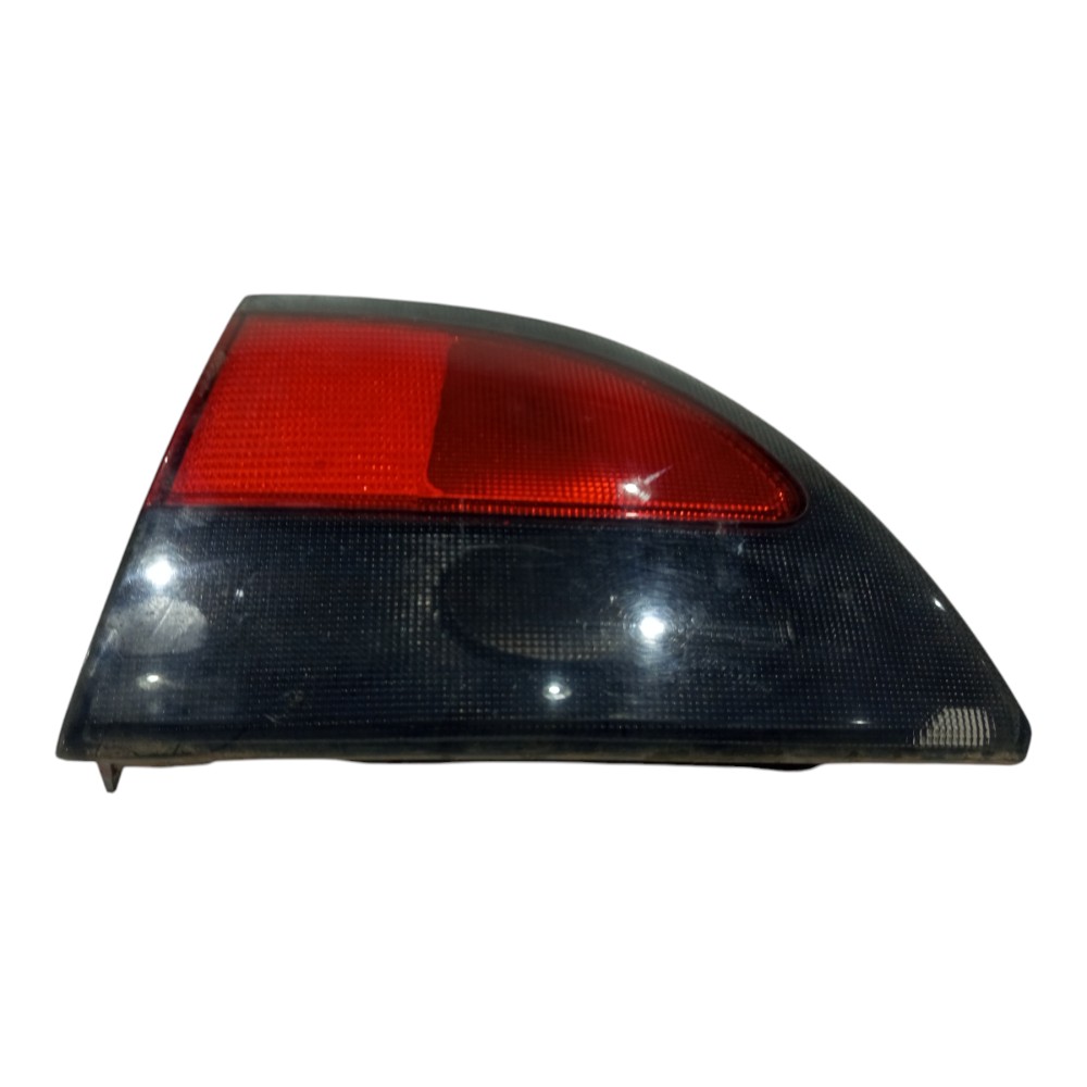 Lanterna Traseira Direita Renault Megane 1.0 8v 1998 A 2001 Direito/passageiro 7