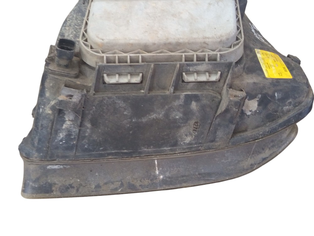 Farol Dianteiro Direito Fiat Doblô 2002 2003 2004 A 2011 Direito/passageiro 3