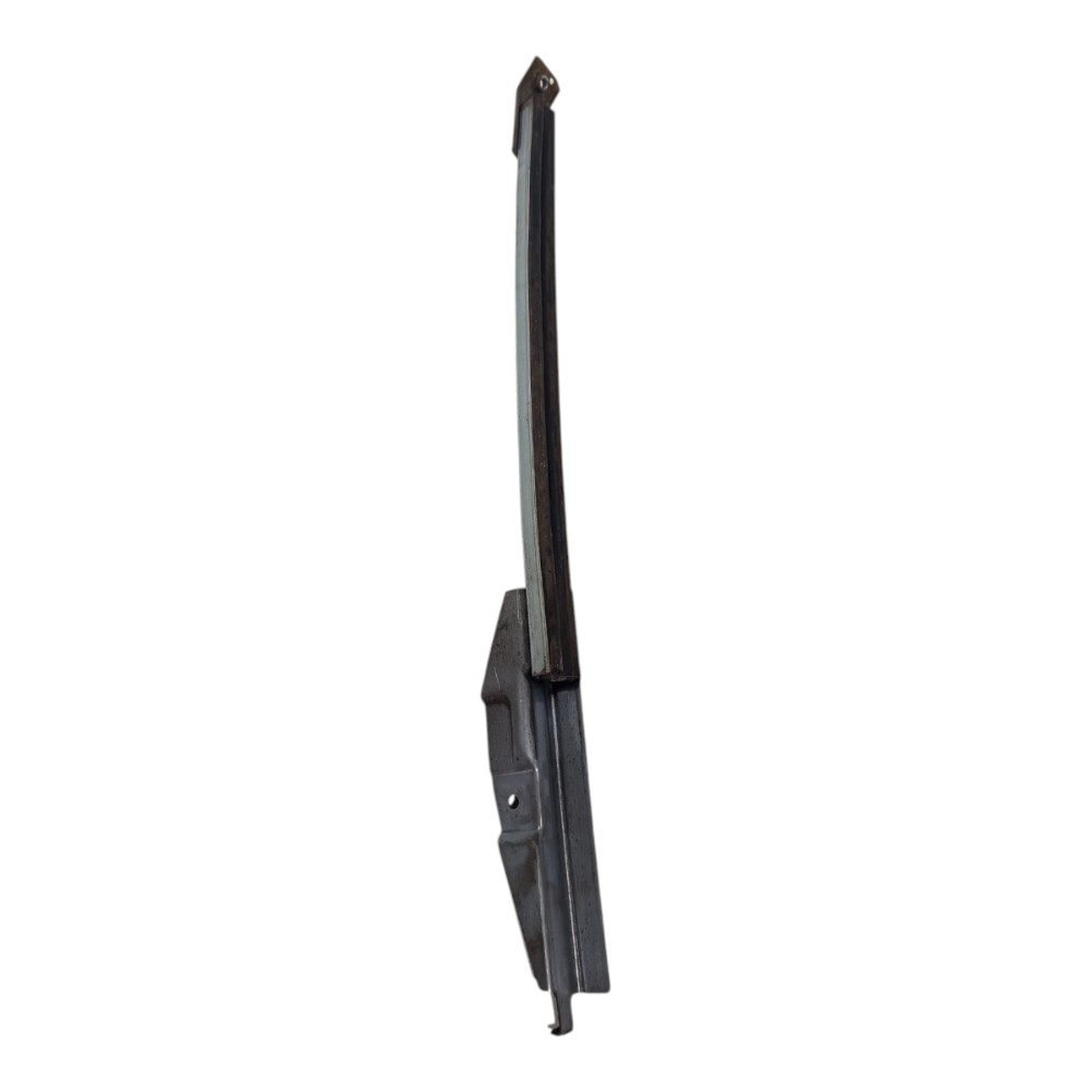 Guia Vidro Porta Traseira Esquerda Nissan Livina 2009 A 2014 4
