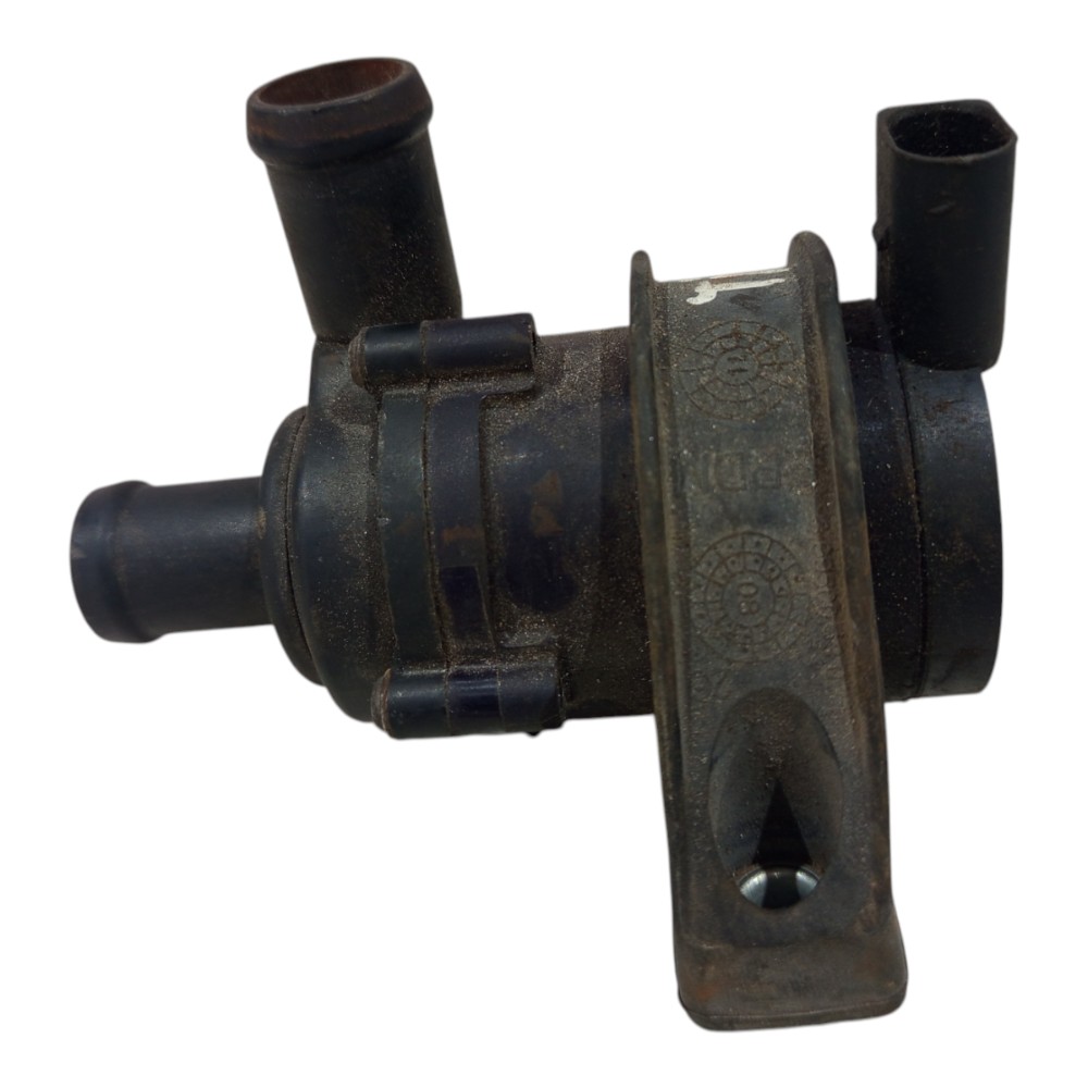 Bomba Agua Auxiliar Volkswagen Jetta Tiguan 2009 2010 A 2016 4