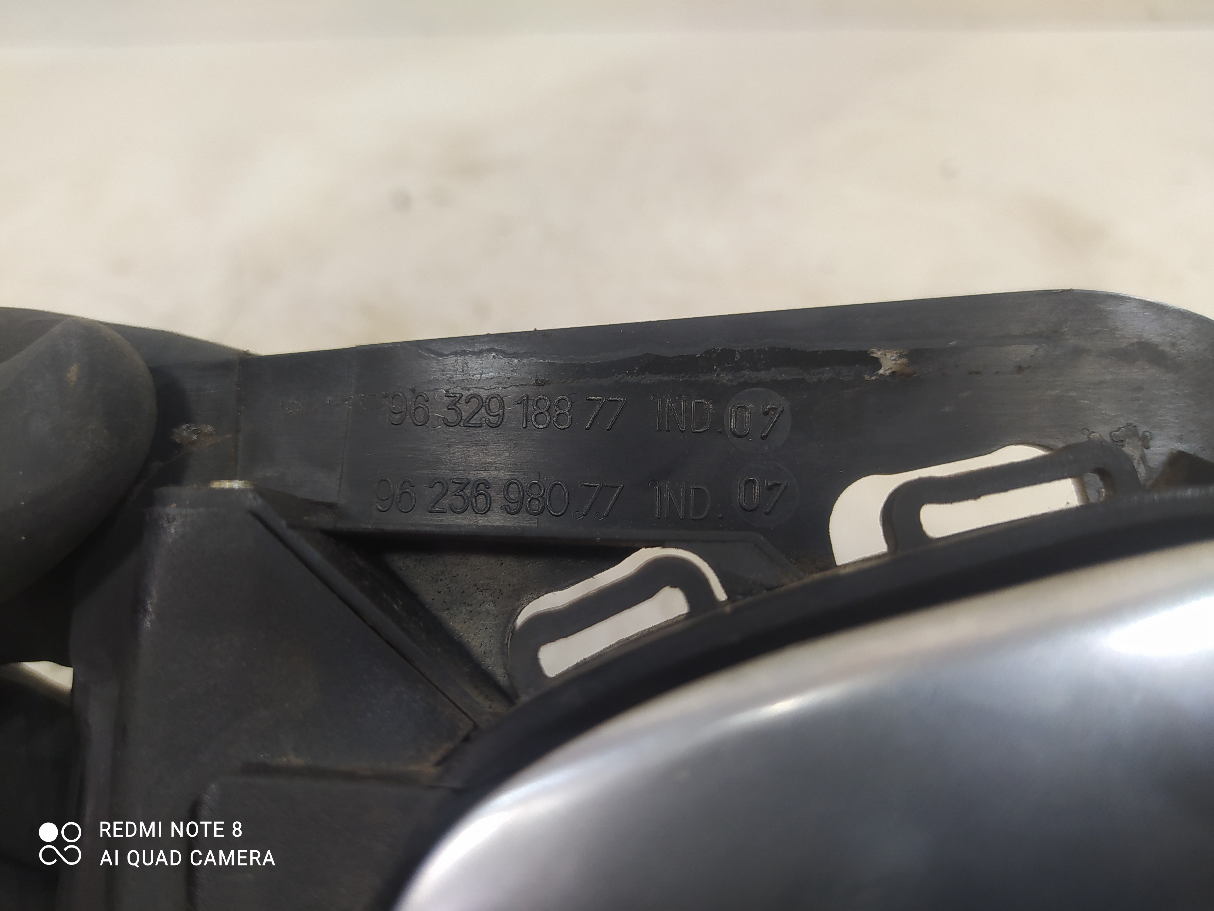 Maçaneta Interna Traseira Direita Peugeot 206 1999 A 2010 7