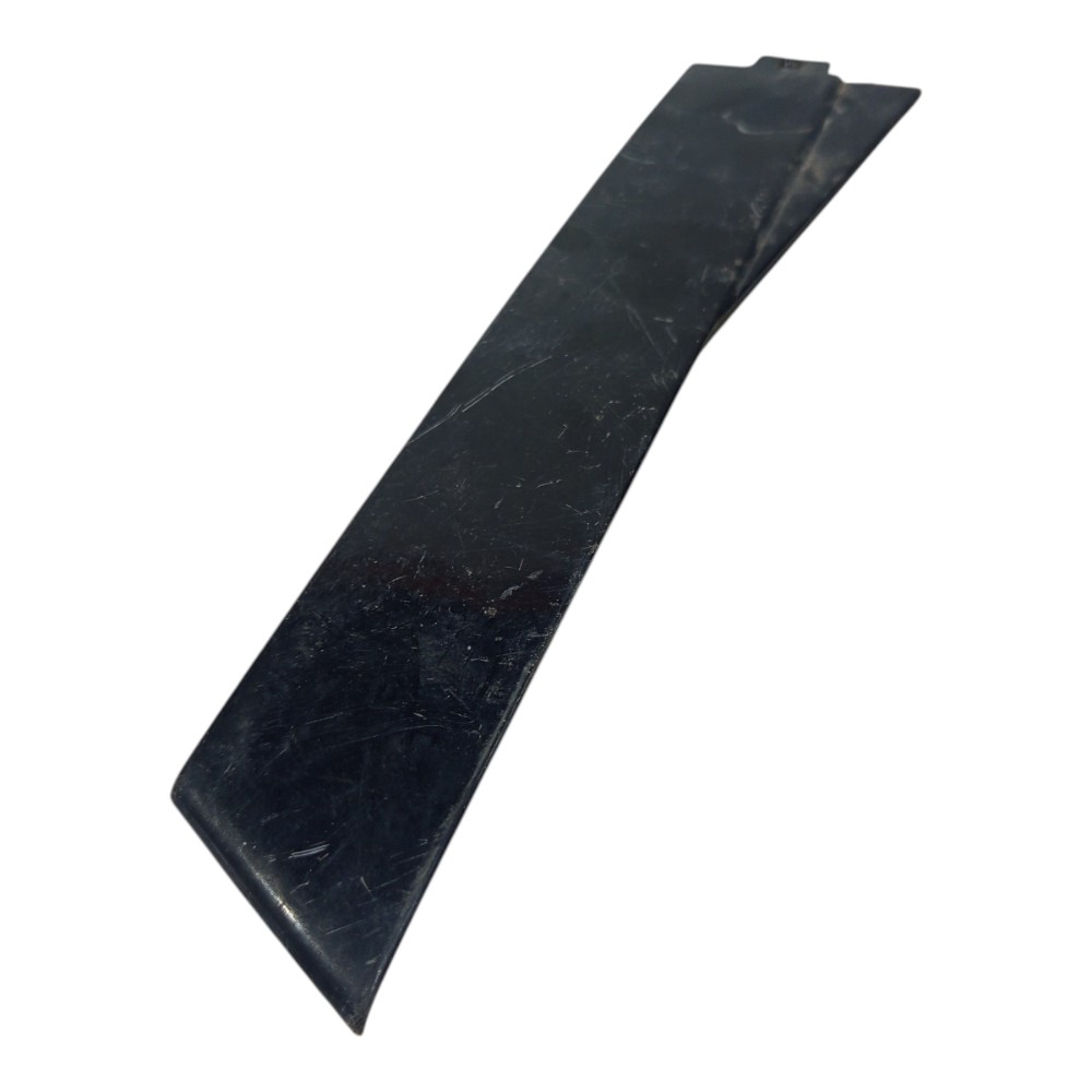 Moldura Trás Porta Traseira Esquerda Passat 1997 A 2000 Preto 2
