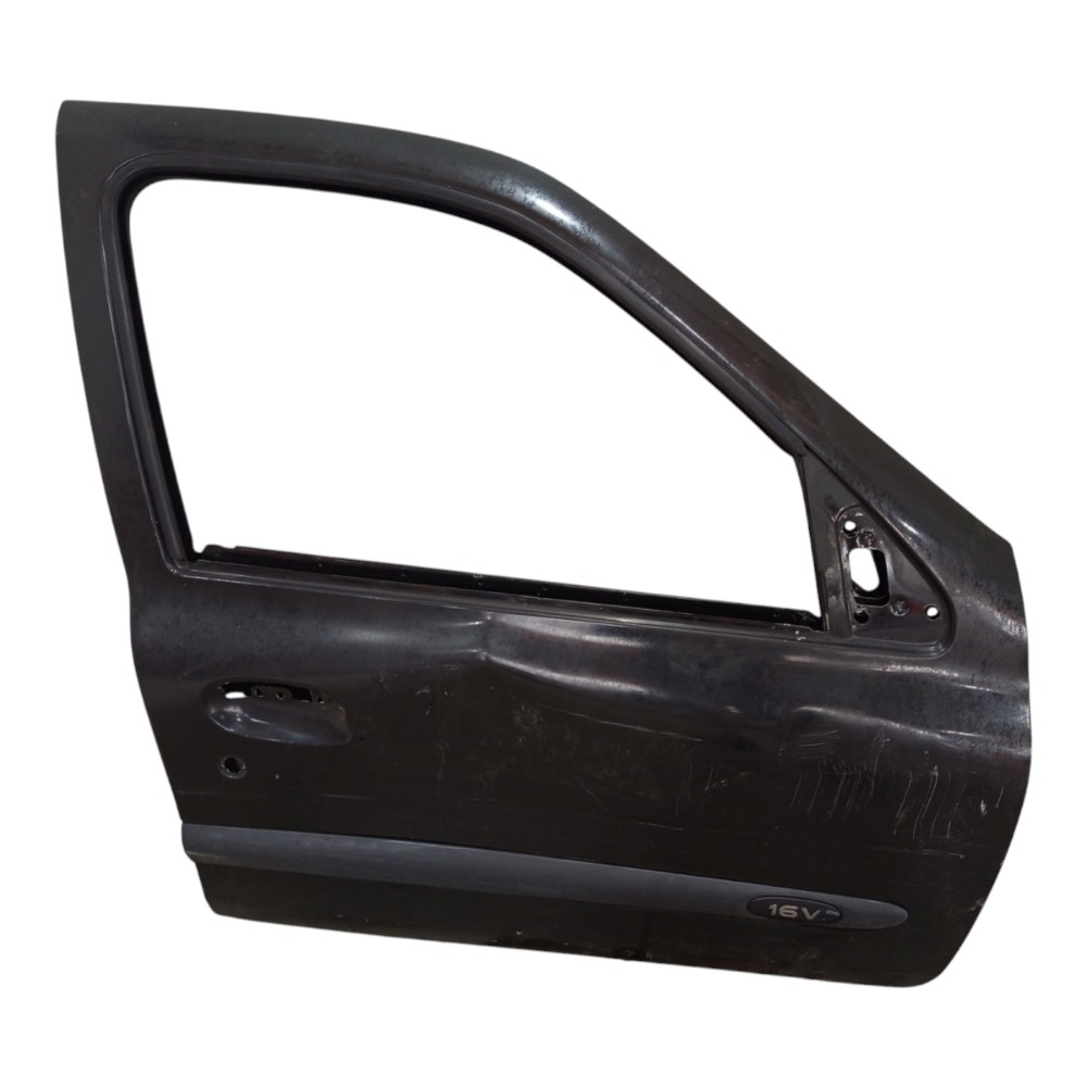 Porta Dianteira Direita Com Detalhe Renault Clio 2000 A 2012 Dianteira Direito 1