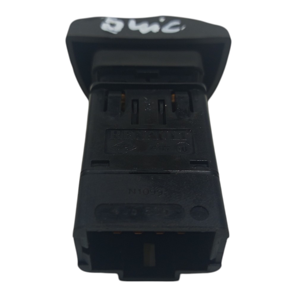 Botão Pisca Alerta Renault Scenic 2002 2003 2004 2005 A 2011 Preto 4