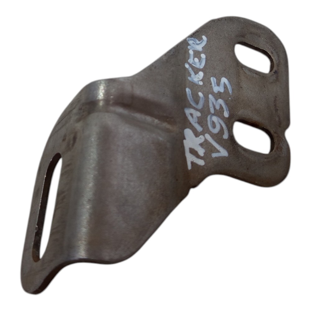 Suporte Tubo Escape Chevrolet Tracker  2020 2021 A 2024 2
