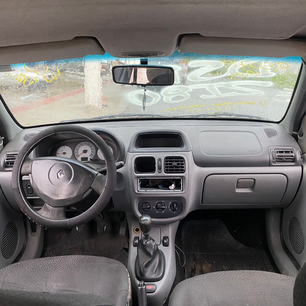 Peças Renault Clio Authentique SD 1.0 16v Flex 76cv 2006 8