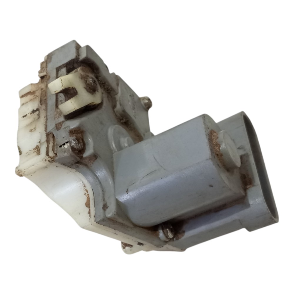 Atuador Trava Elétrica Traseiro Le Fiat Siena 1997 A 2005 2