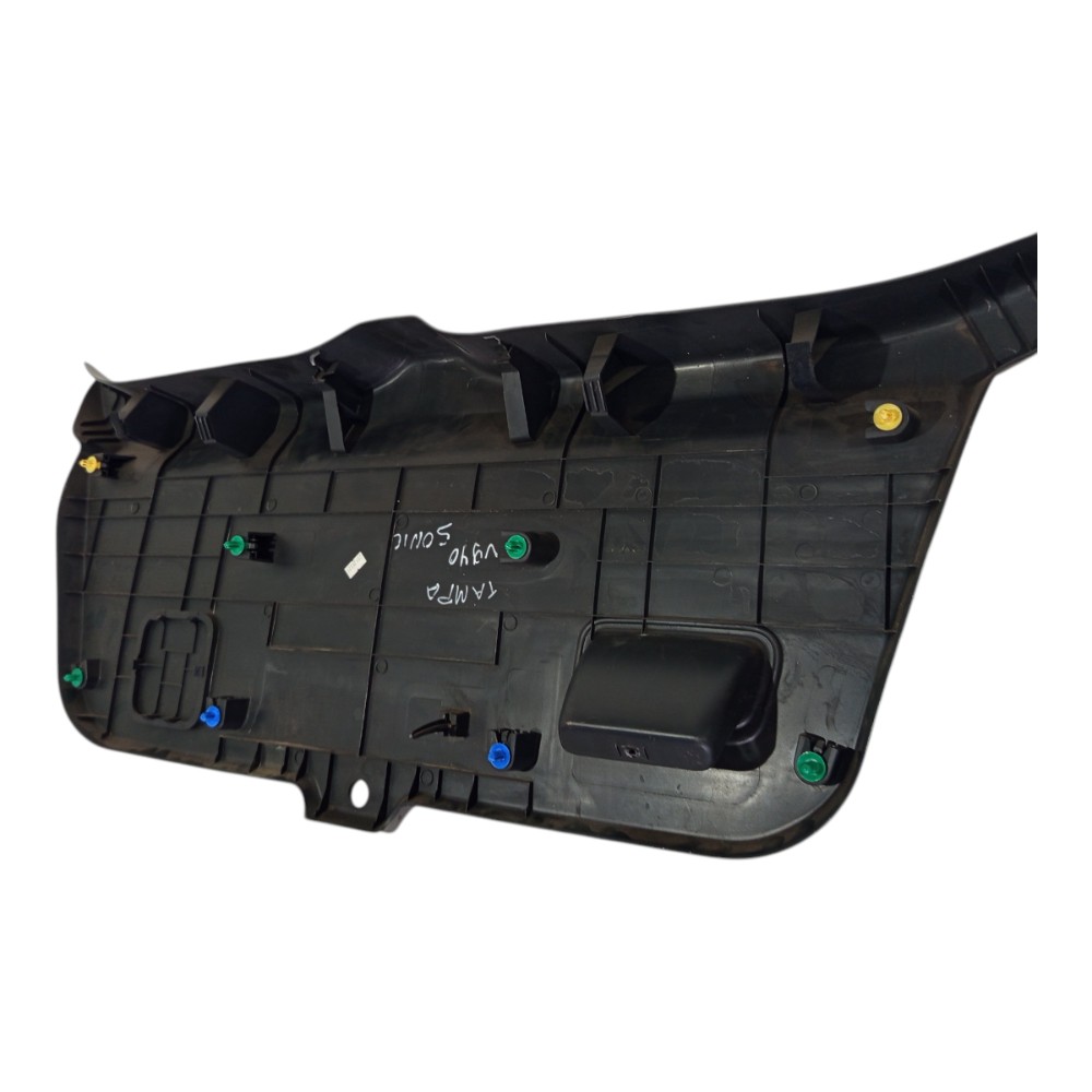 Acabemento interno tampa traseira Gm Sonic hatch  2012 a 16 8