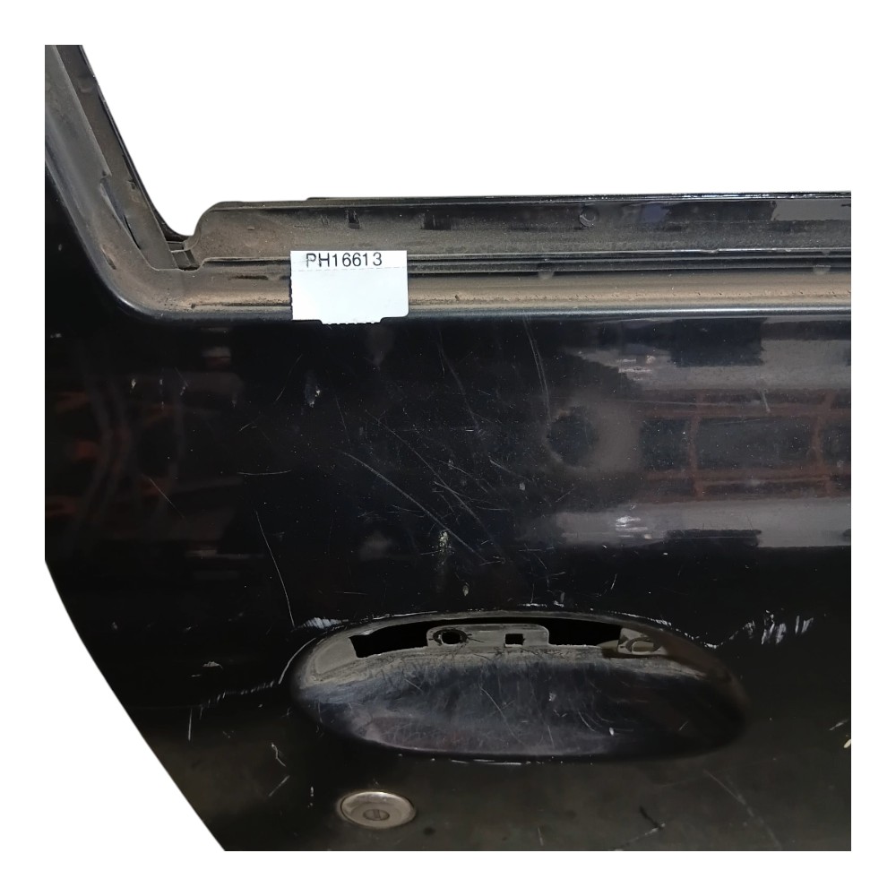 Porta Dianteira Direita Renoult Clio Sedan 2001 A 2012 Dianteira Direita 8