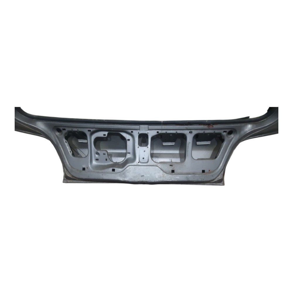 Tampa Tras Porta Malas Para Brisa Ford Fiesta 93 A 95 Avaria 9