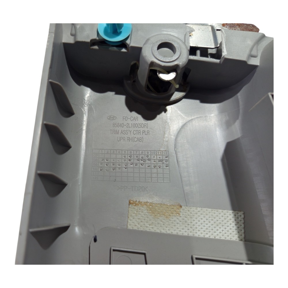 Moldura Coluna Dianteira Direita Hyundai I30 2.0 2009 A 2012 6