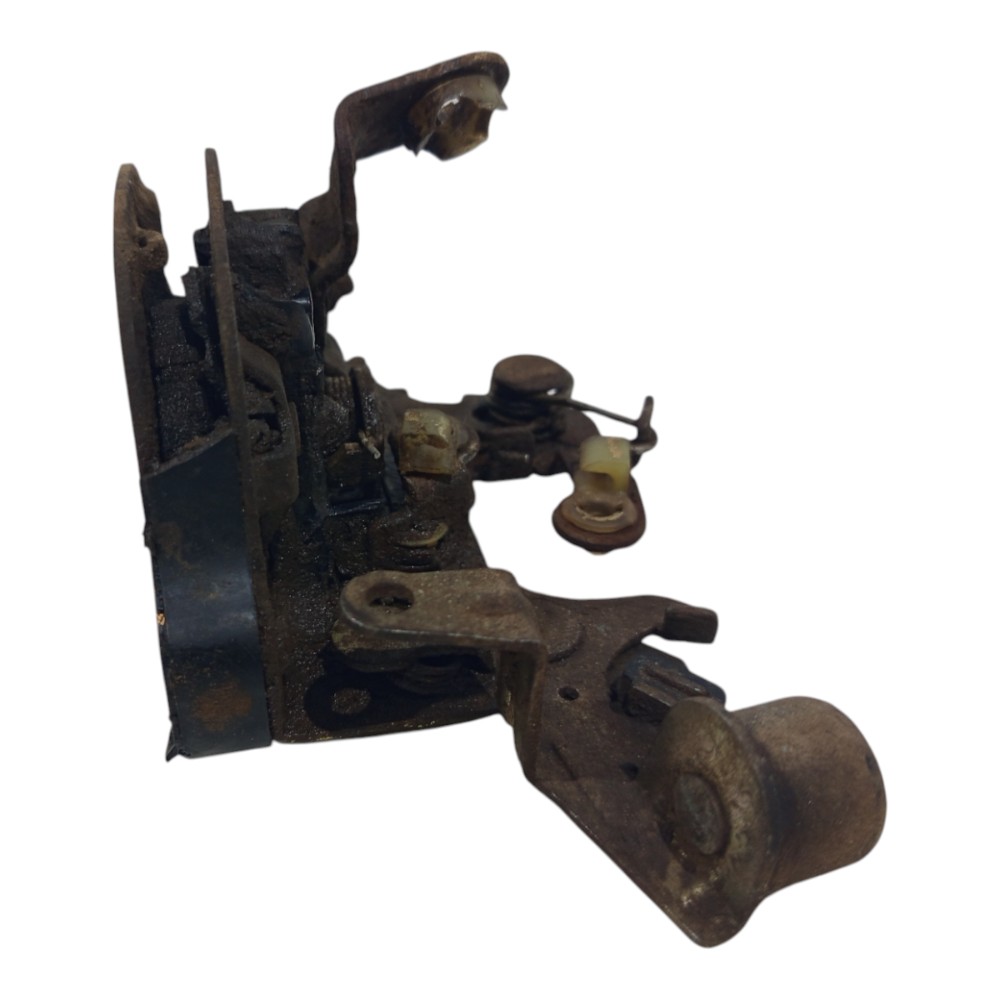 Fechadura Porta Traseira Esquerda Gm Corsa Classic 94 A 2006 4