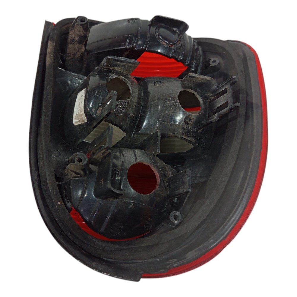 Lanterna Direita Chevrolet Corsa 1994 1995 1996 1997 A 2000 Direito/passageiro 4