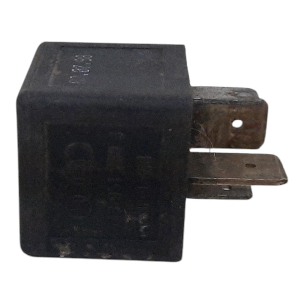 Rele Auxiliar Audi 899511000 3