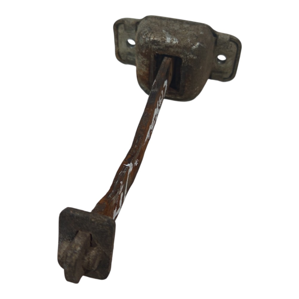 Limitador Porta Traseira Esquerda Gm Corsa 1997 1998 A 2010 5