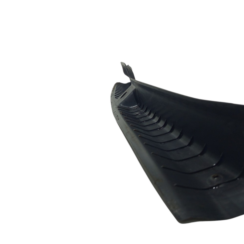 Moldura Inferior Porta Malas Chevrolet Corsa 1997 98 A 2012 2