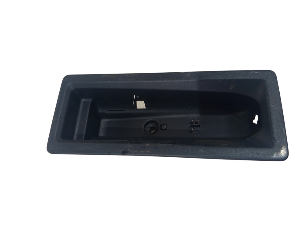 Suporte Moldura Lanterna Porta Malas Citroen C4 2007 A 2013 Preto 5