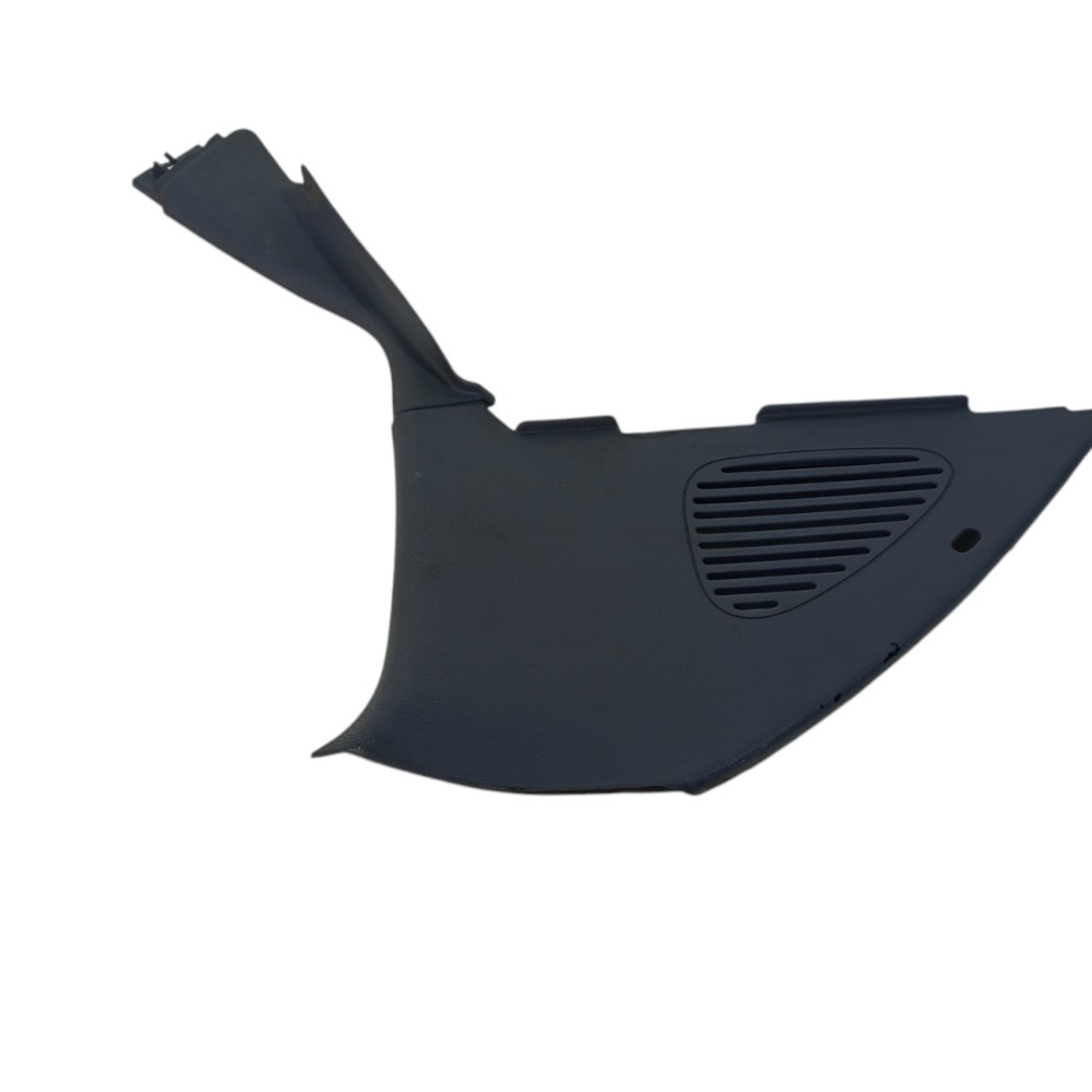 Moldura Porta Malas Lado Esquerdo Renault Clio 2000 A 2012 1