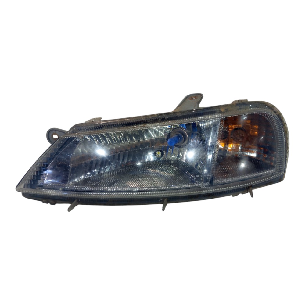 Farol Esquerdo Arteb Gm Celta 2000 2001 2002 2003 A 2006 Esquerdo/motorista 1