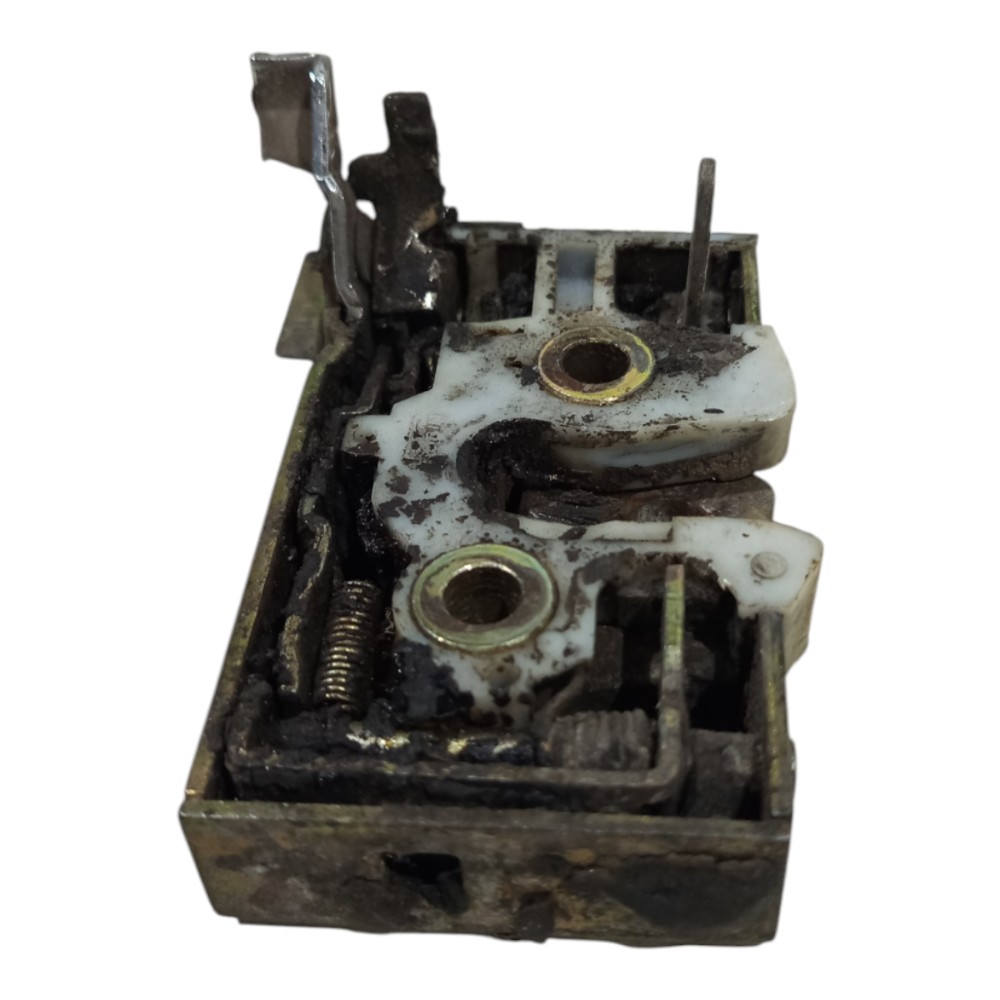 Fechadura Porta Dianteira Direita Volkswagen Gol 1983 A 1995 4