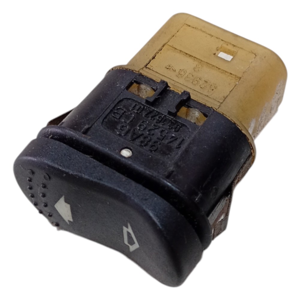 Botão Vidro Elétrico Diant Direito Ford Focus 2001 A 2008 4