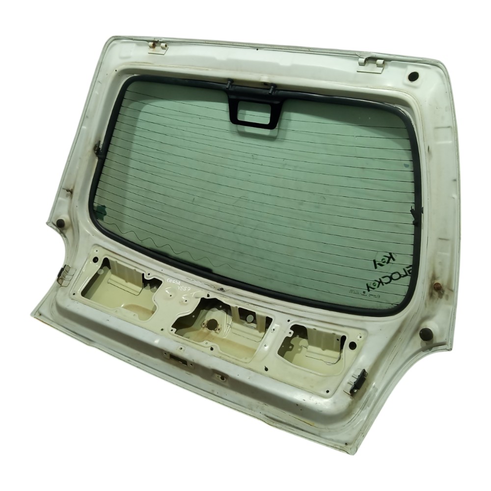 Tampa Traseira Porta Mala Gm Chevrolet Corsa Gl 1994 A 2002 3