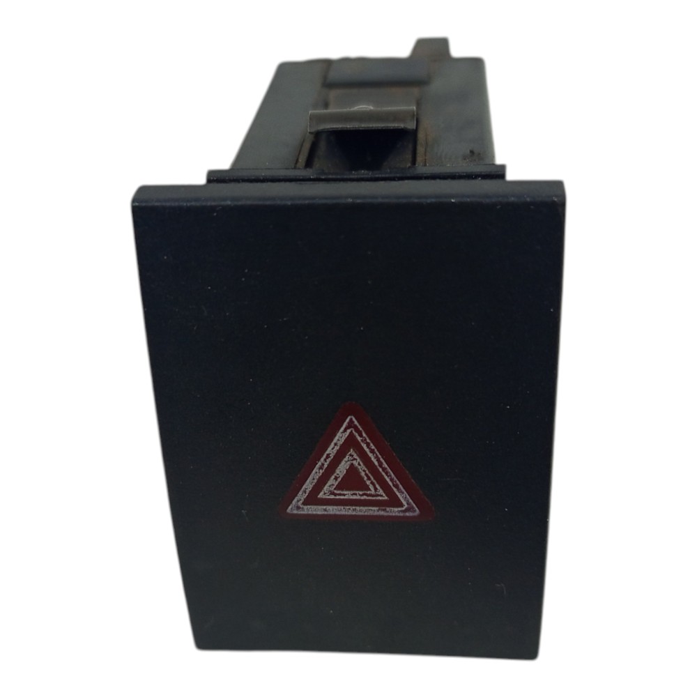 Botão Pisca Alerta Interruptor Saveir Gol Parati 2000 A 2005 Preto 1