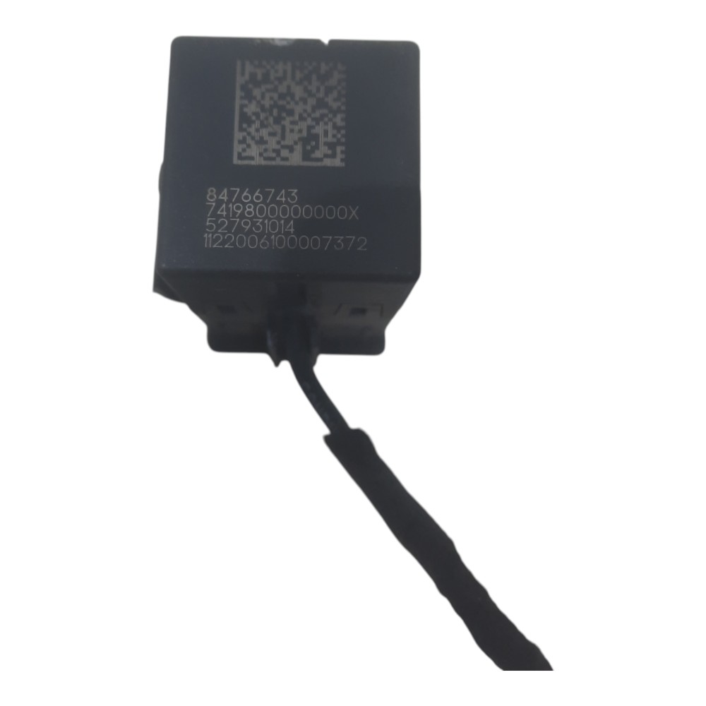 Antena Amplificador Chevrolet Tracker 2020 A 2024 4