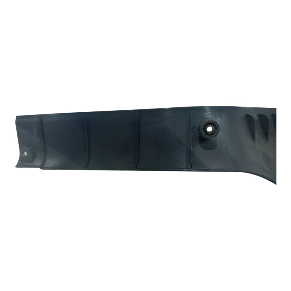 Moldura Coluna Traseira Esquerda Fiat Palio 1996 1997 A 2003 5