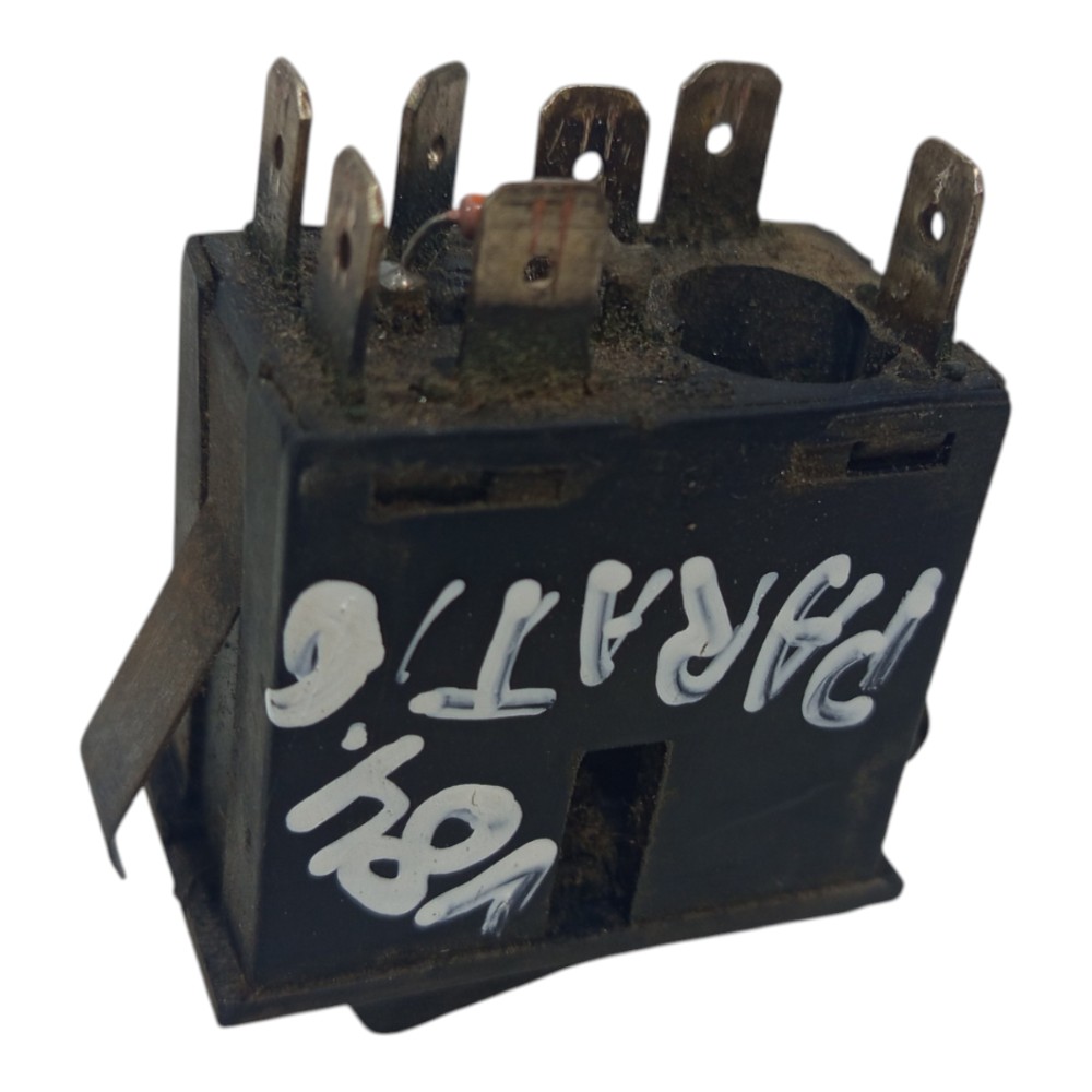 Botão Interruptor Pisca Alerta Volkswagen Parati 1988 A 1994 Vermelho E Preto 8