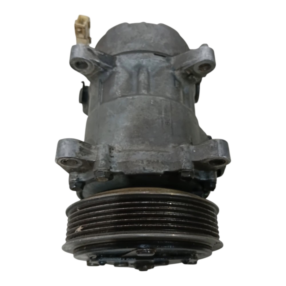 Compressor Ar Cond P/retirada Peças Peugeout 206 2008 A 2011 6