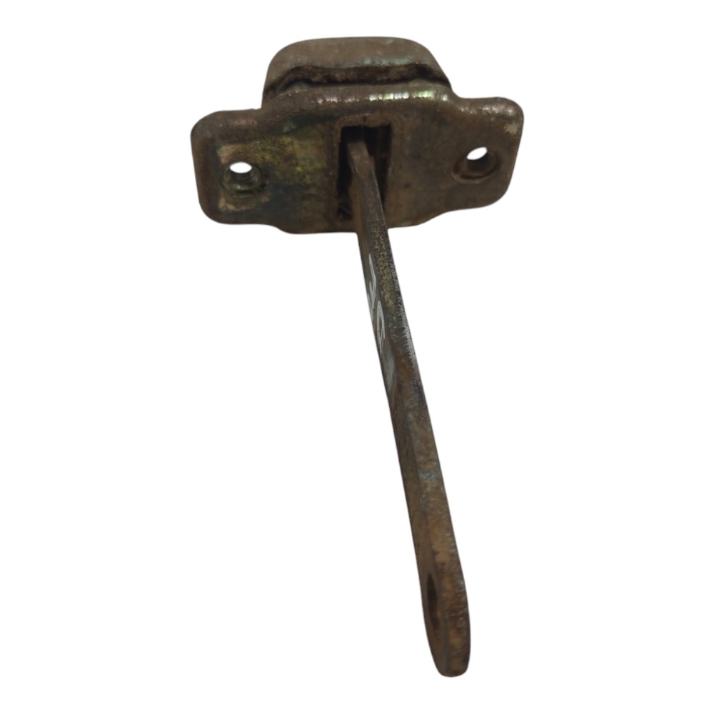 Limitador porta dianteira direita Kadett Ipanema 1993 A 1996 3