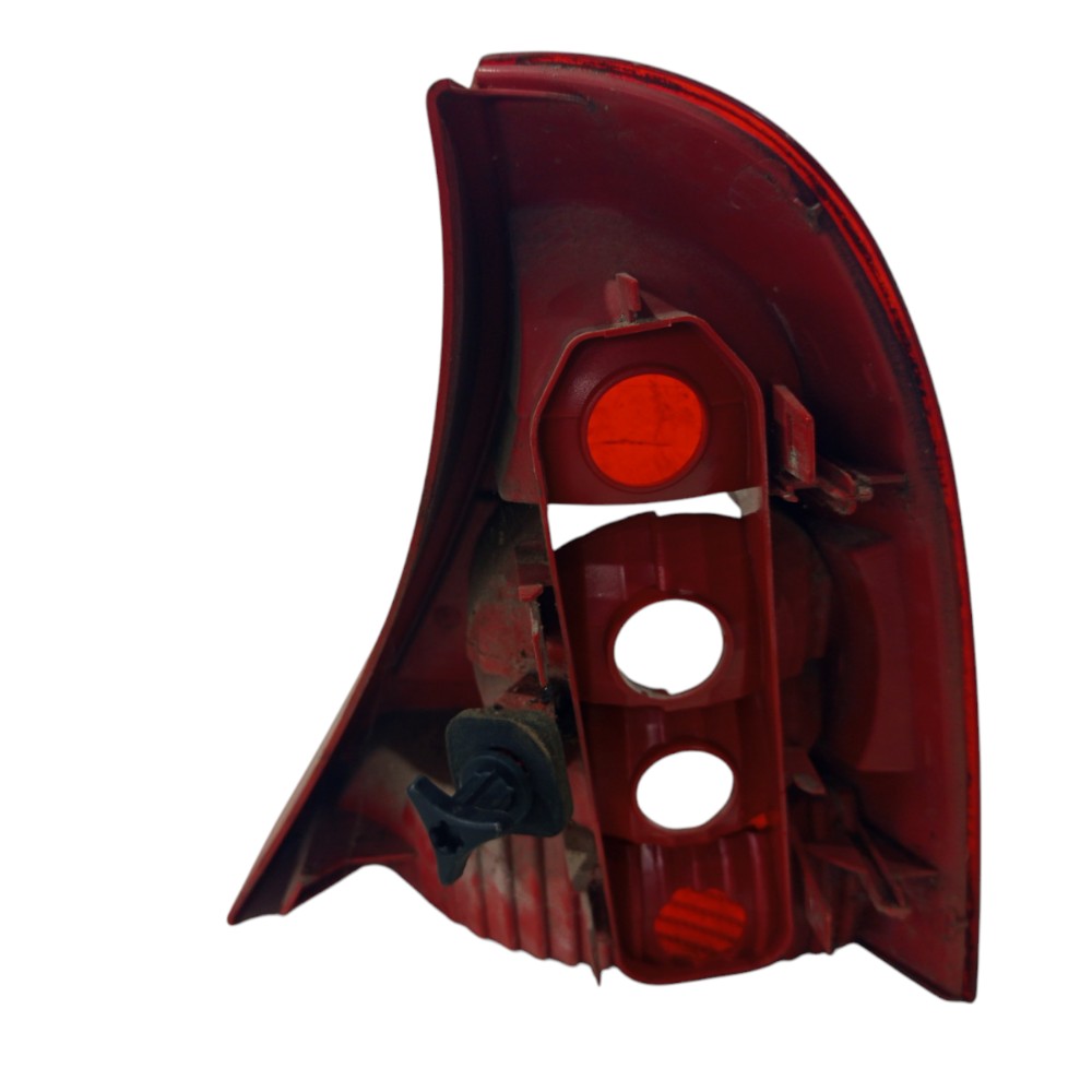 Lanterna Traseira Esquerda Renault Clio Hatch 2004 A 2012 Esquerdo/motorista Vermelho 2