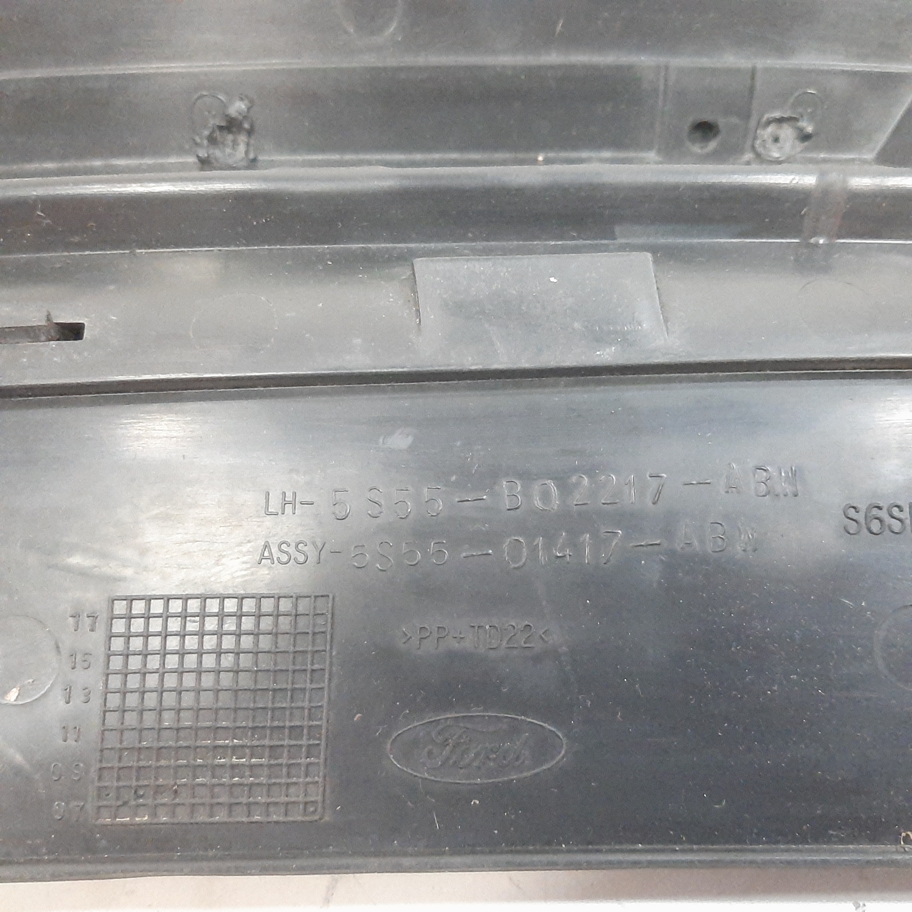 Grade Churrasqueira Esquerda Parabrisa Ford Ka 2008 A 2013 7