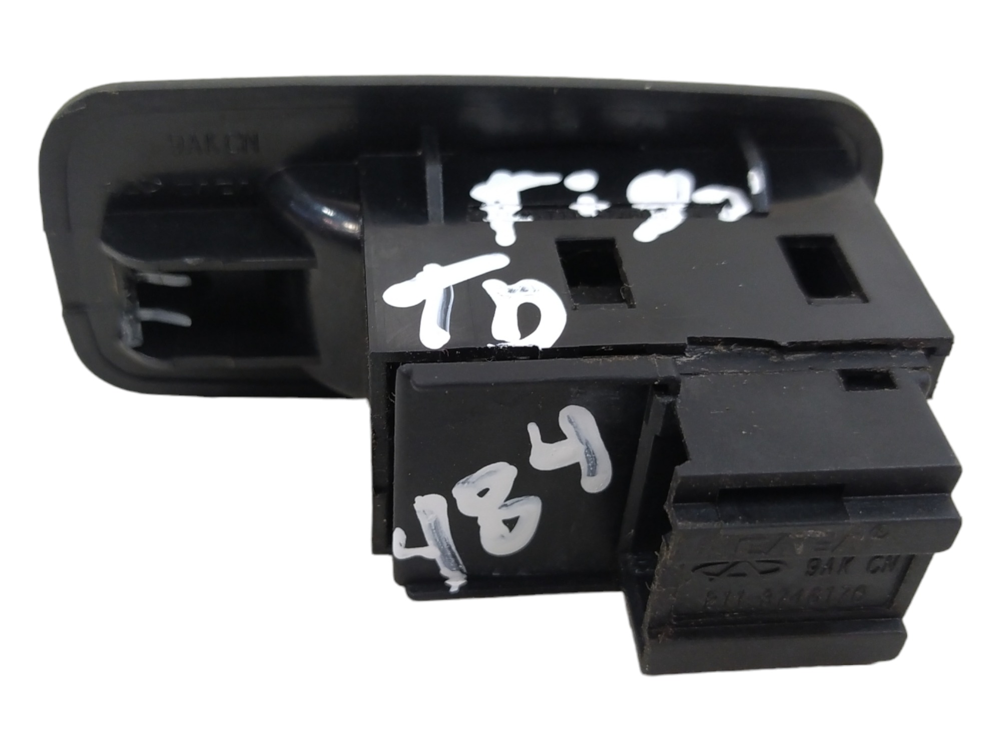 Botão Vidro Elétrico Traseiro Direito Tiggo 2009 2010 A 2015 6