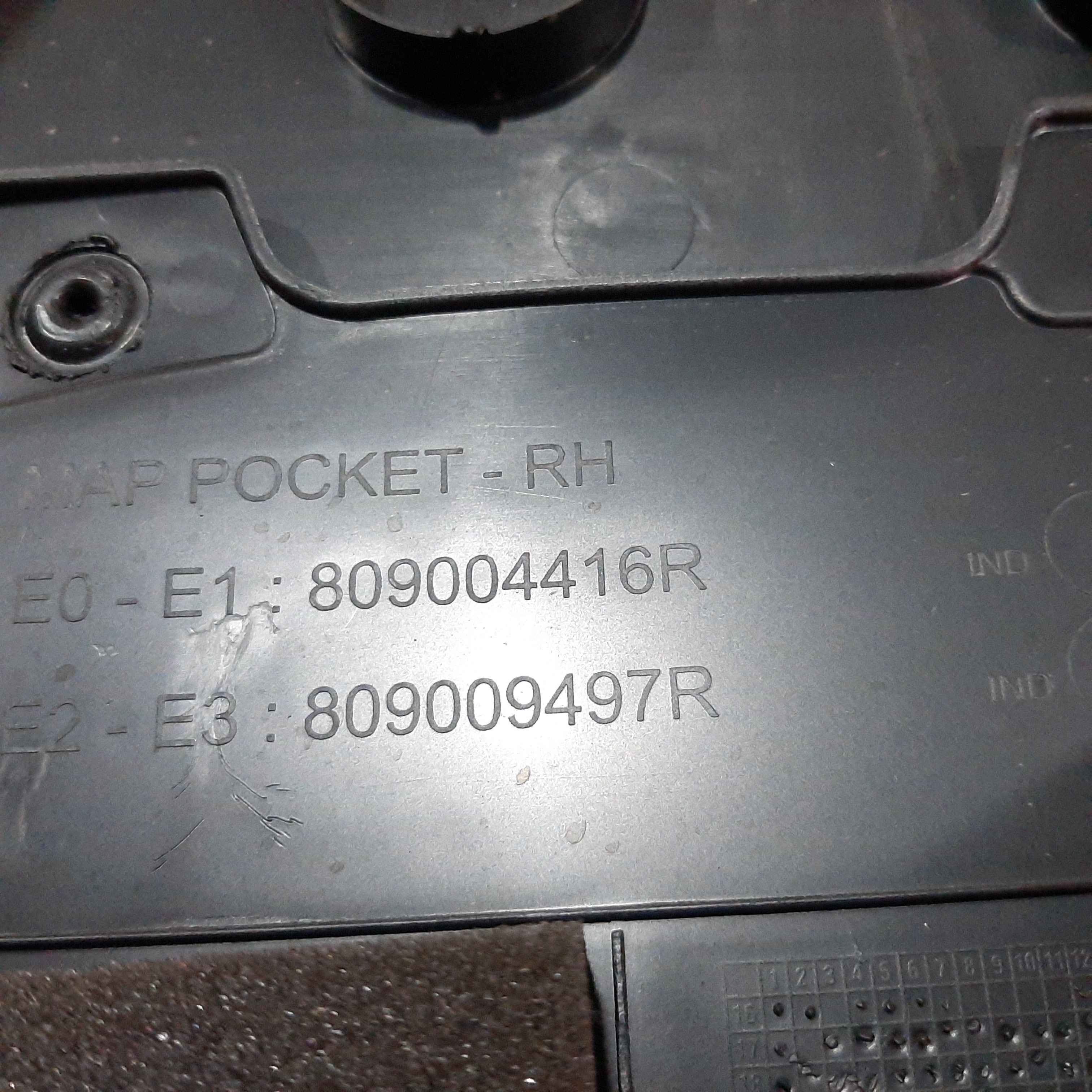 Forro Porta Dianteira Direita Renault Kwid 2018 2019 A 2023 8