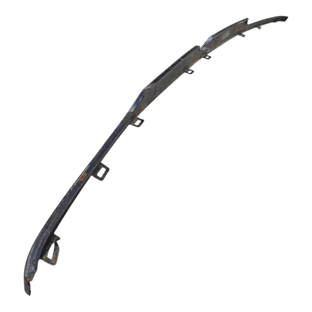 Friso Bigode Superior Parachoque Vw Golf Gl 1.6 1993 A 1999 7