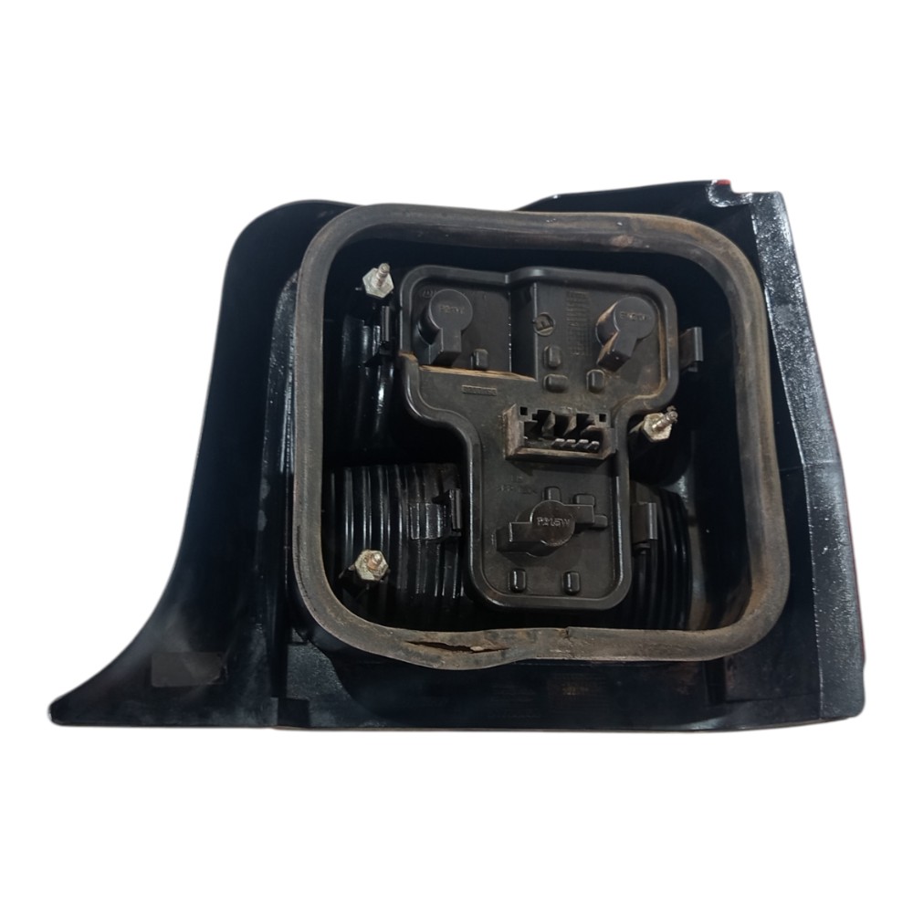 Lanterna Traseira Esquerda Fiat Uno 1994 A 2010 4