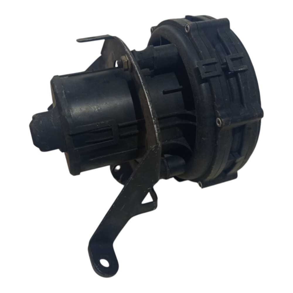 Bomba Auxiliar Ar Vácuo Bmw X5 4.4 V8 1999 2000 2001 A 2006 Preto 3