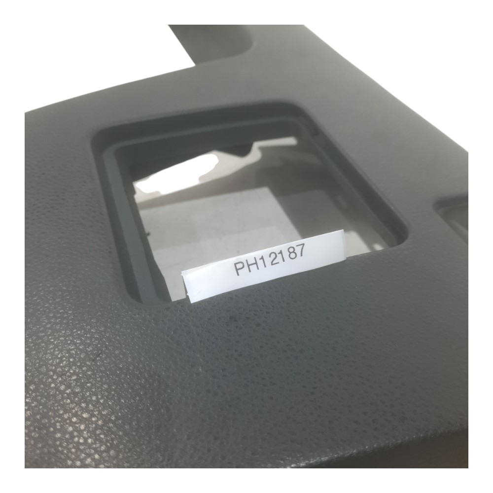 Moldura Acabamento Painel Inferior Nissan Livina 2008 A 2012 9