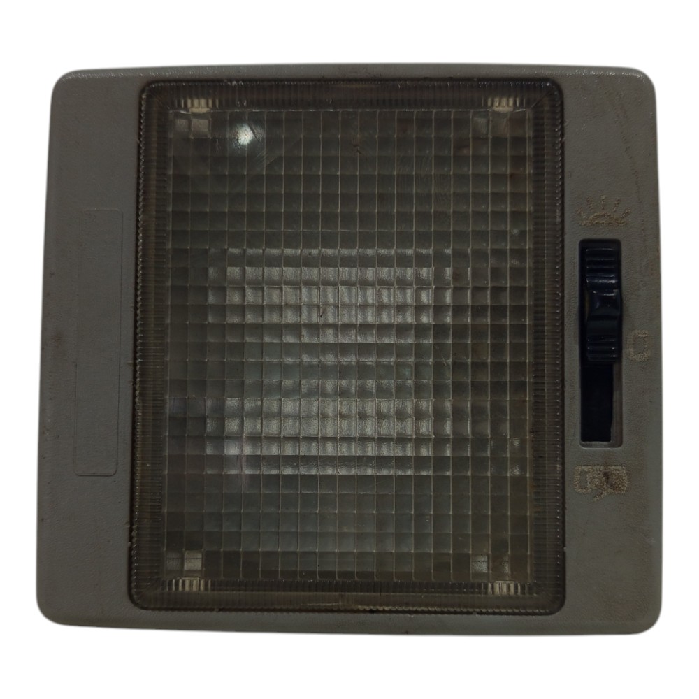 Luz Interna Cortesia Ford Versailles 1994 A 1998 1