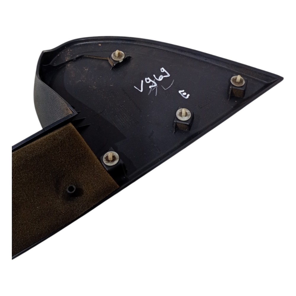 Moldura Retrovisor Esquerdo Volkswagen Up 2015 A 2021 4