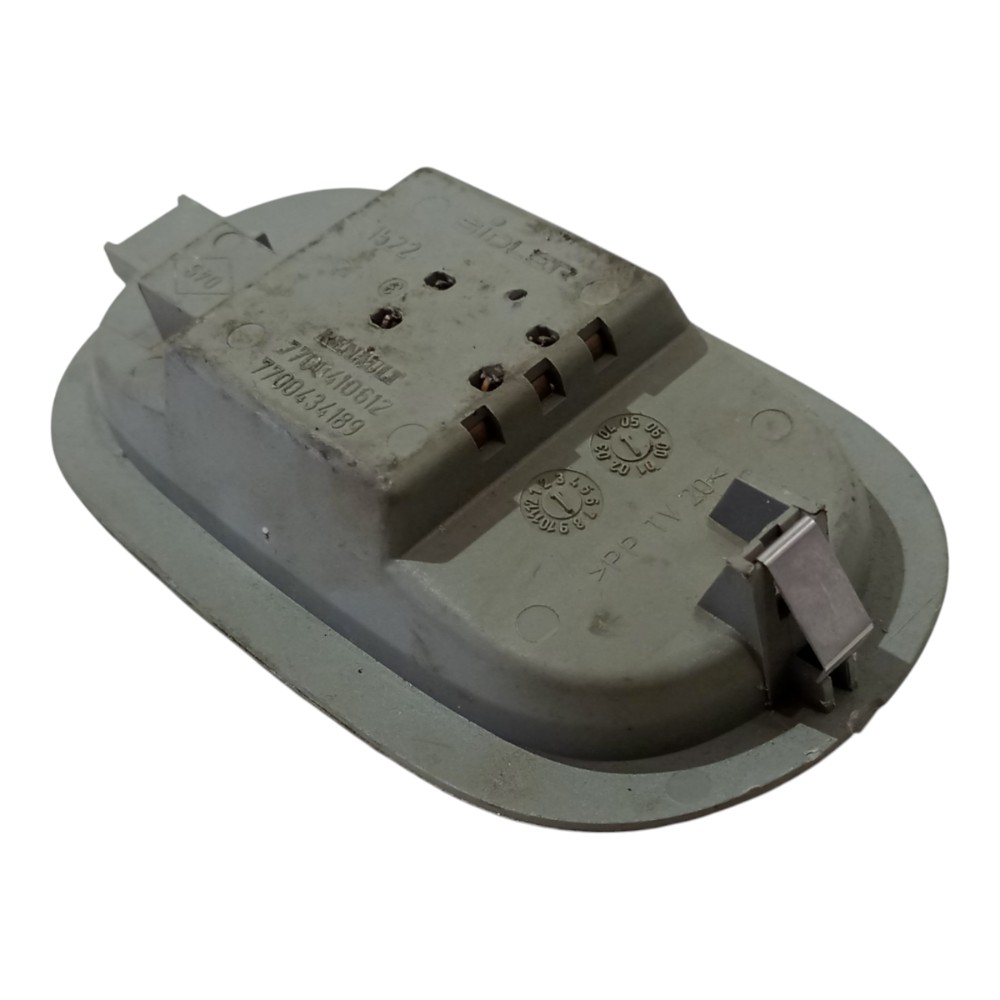 Luz Teto Cortesia Renault Clio C/avaria 2000 2001 A 2012 6