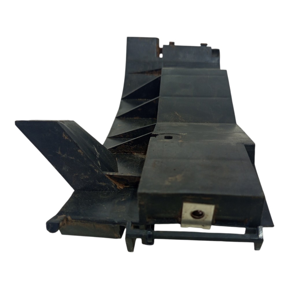 Guia Direito Para-choque Traseiro Audi A3 1996 1997 A 2006 1