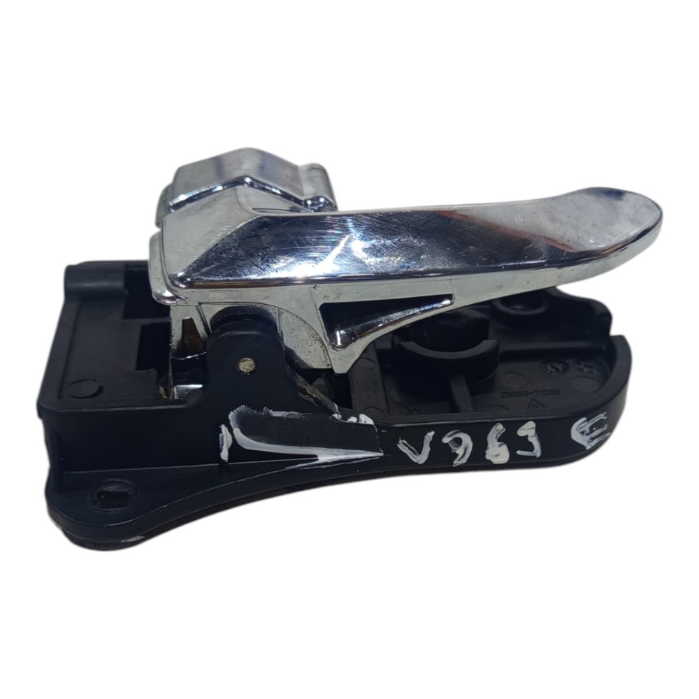 Maçaneta Interna Esquerda Cromada Hyundai Azera 2007 A 2012 2