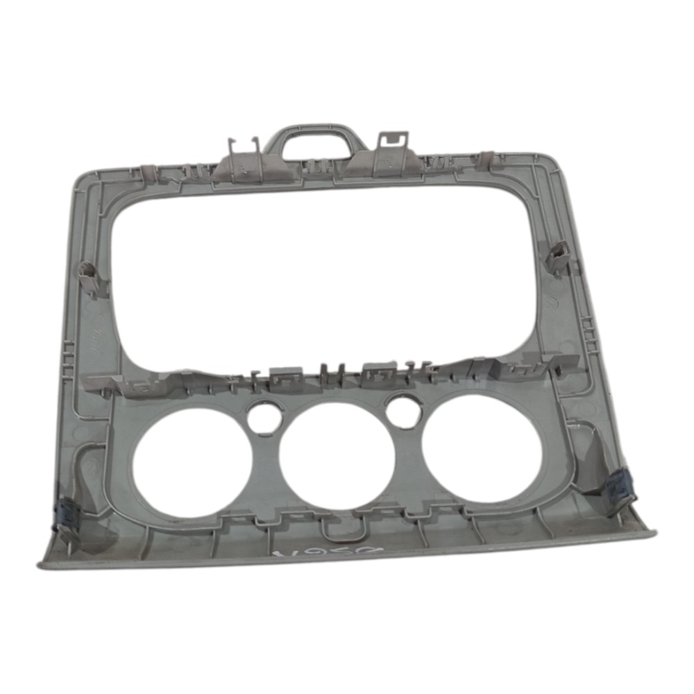 Moldura Acabamento Rádio Ford Focus 2008 A 2013 8