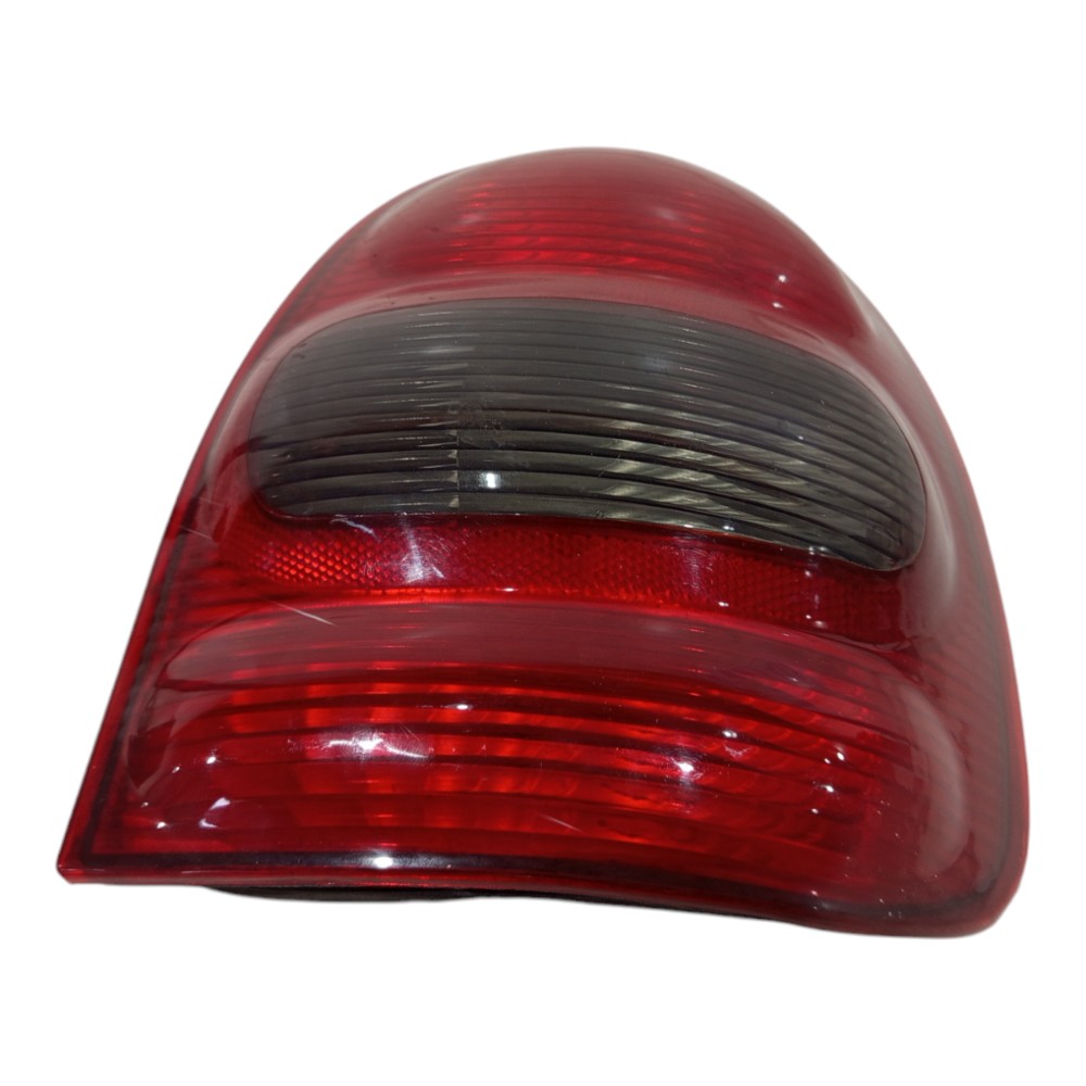 Lanterna Direita Chevrolet Corsa 1994 1995 1996 1997 A 2000 Direito/passageiro 1