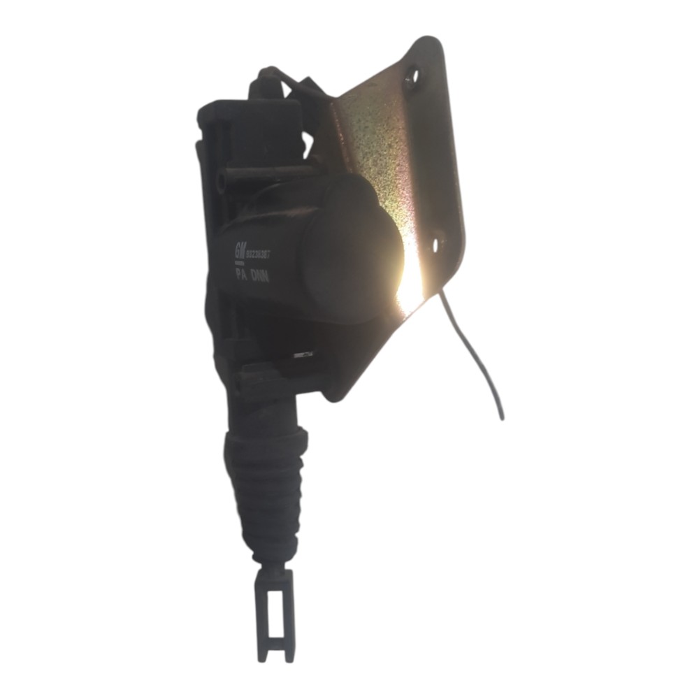 Trava Eletrica Porta Malas Chevrolet Gm Vectra 1997 A 2005 3