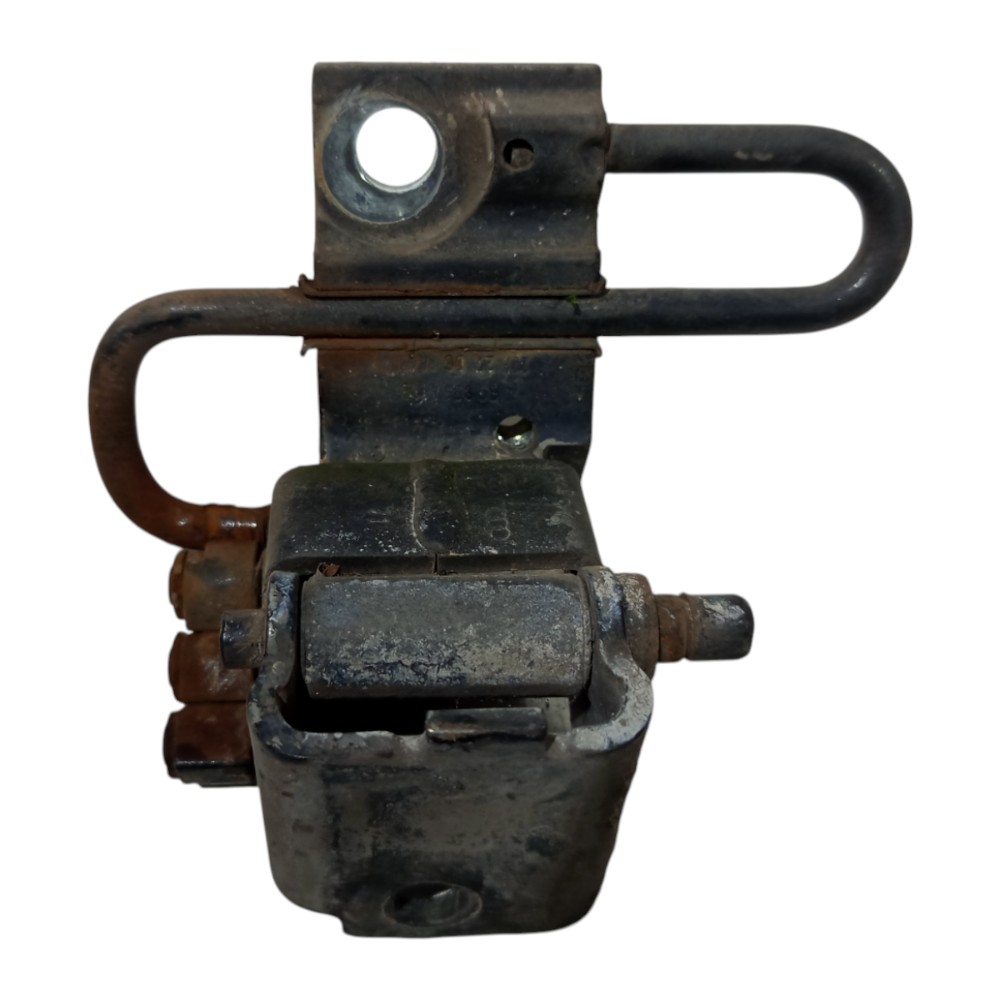 Dobradiça Limitador Diant Inf Le Volkswagen Golf 98 A 2006 1