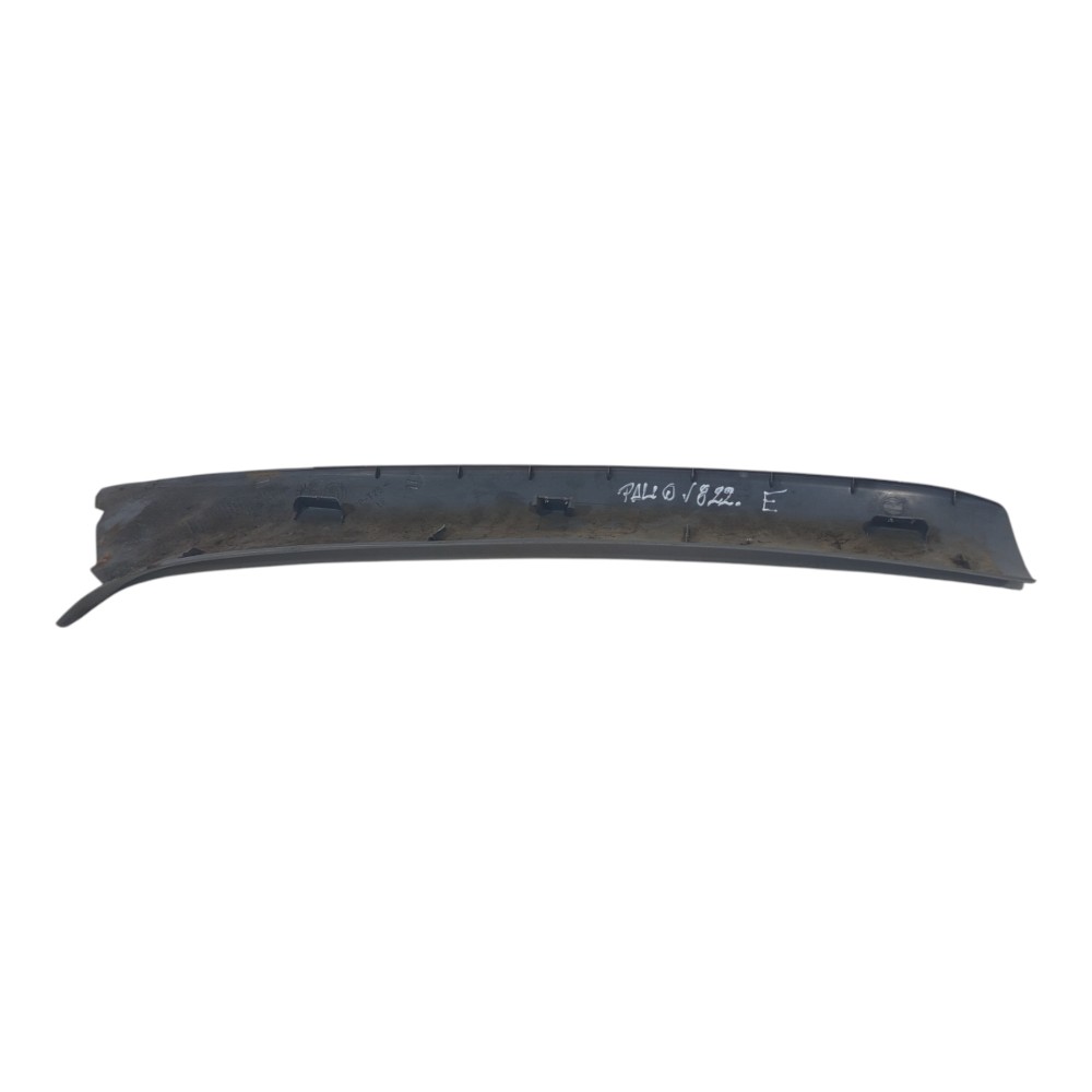 Moldura Interna Parabrisa Esquerdo Fiat Palio 1997 98 A 2003 5